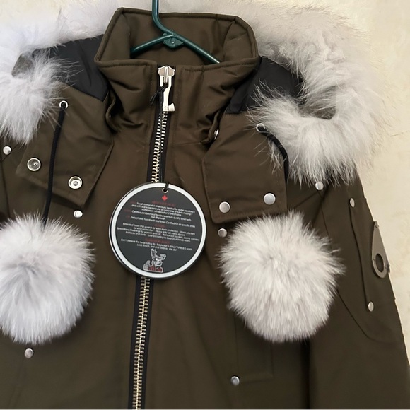 New with tag Moose Knuckles Debbie Bomber with Natural Fox fur down Jacket - Picture 6 of 11